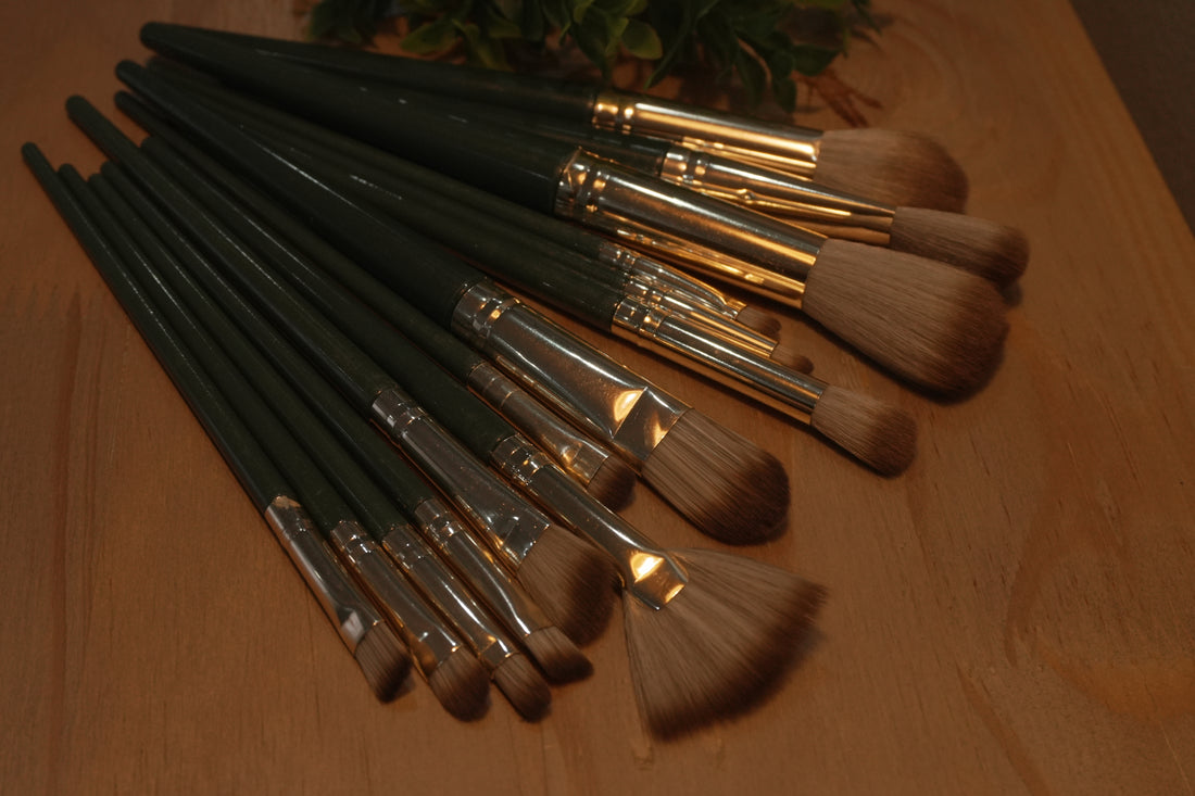 Buff & Blur ||14 piece brush set