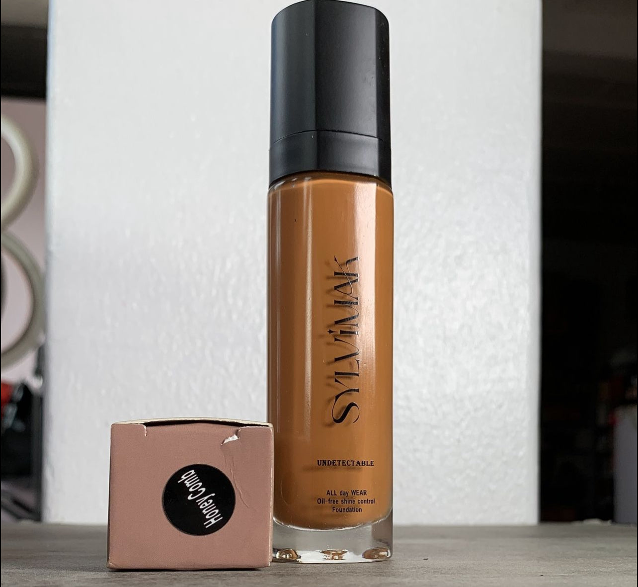 SYLVIMAK UNDETECTABLE FOUNDATION