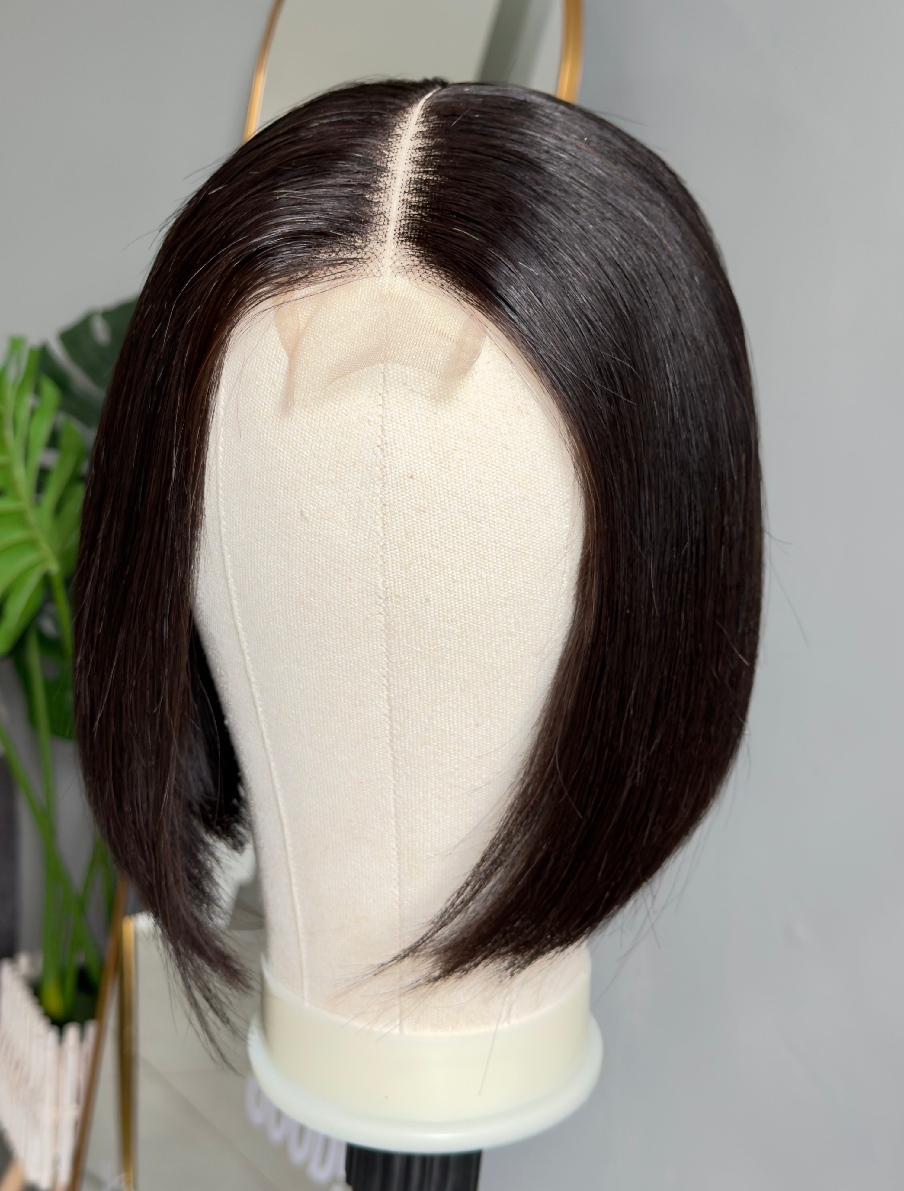 Tracy || 8 Inch Vietnamese Bob